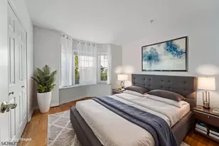 129 The Promenade, Edgewater, NJ 07020 - Photo 6
