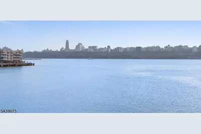 129 The Promenade, Edgewater, NJ 07020 - Photo 10
