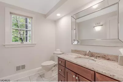 8 Waldron Dr, Bridgewater, NJ 08836 - Photo 18