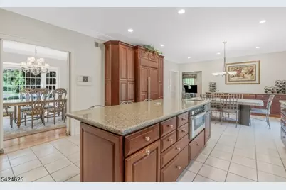8 Waldron Dr, Bridgewater, NJ 08836 - Photo 12
