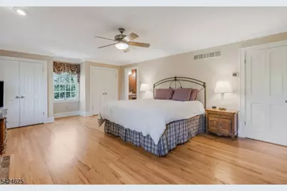 8 Waldron Dr, Bridgewater, NJ 08836 - Photo 22