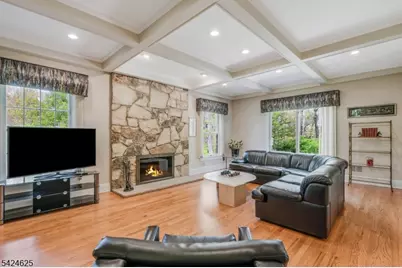 8 Waldron Dr, Bridgewater, NJ 08836 - Photo 14