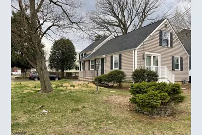 8-10 Mason Pl, Fair Lawn, NJ 07410 - Photo 2