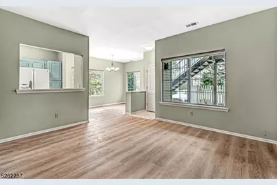 78 Academy Court, Bedminster Township, NJ 07921 - Photo 8