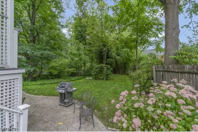 10 Thompson St, Bernardsville, NJ 07924 - Photo 28