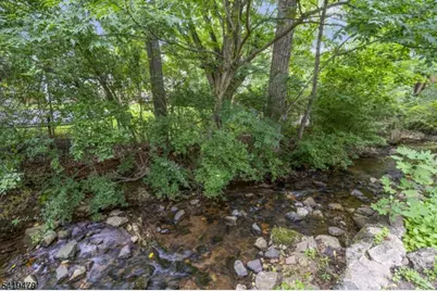 10 Thompson St, Bernardsville, NJ 07924 - Photo 32