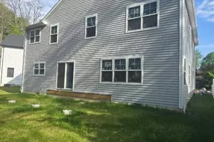 2 Ashley Ct, Butler, NJ 07405 - Photo 2
