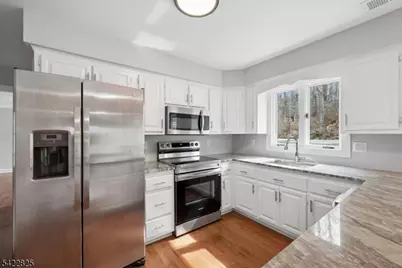 315 Hudson Ave, Hopatcong, NJ 07843 - Photo 10