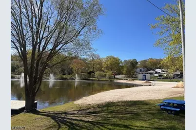 315 Hudson Ave, Hopatcong, NJ 07843 - Photo 26