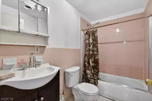 65 Crosby Ave, Paterson, NJ 07502 - Photo 14