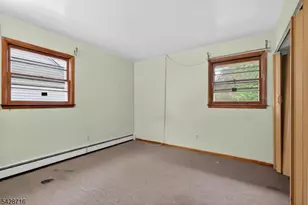 65 Crosby Ave, Paterson, NJ 07502 - Photo 8