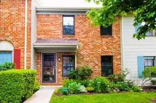 123 Pear Tree Ln, Franklin Township, NJ 08823 - Photo 1