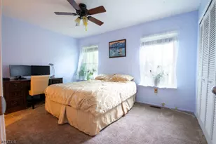 123 Pear Tree Ln, Franklin Township, NJ 08823 - Photo 10
