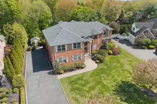 5 Francesca Ct, East Hanover Township, NJ 07936 - Photo 2