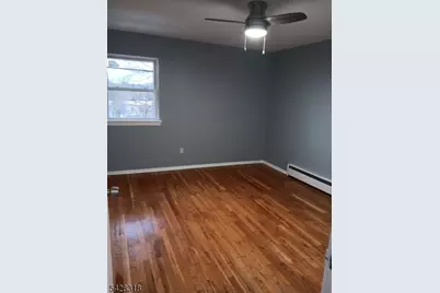 916 Stuyvesant Ave #W2, Irvington Twp., NJ 07111 - Photo 6