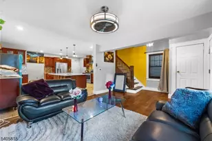 130 Renner Ave, Newark, NJ 07112 - Photo 4
