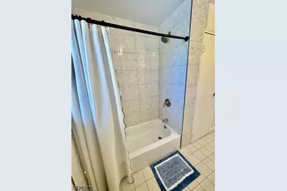605 Grove St #D4, Clifton, NJ 07013 - Photo 12