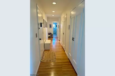 605 Grove St #D4, Clifton, NJ 07013 - Photo 1