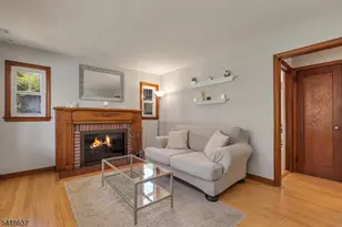 75 Hillside Ave, Berkeley Heights Township, NJ 07922 - Photo 2