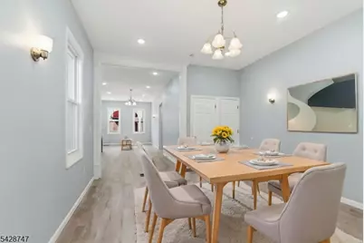 217 W Union St, Burlington City, NJ 08016 - Photo 2