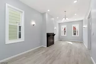 217 W Union St, Burlington City, NJ 08016 - Photo 32