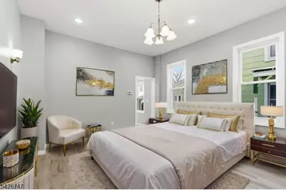 217 W Union St, Burlington City, NJ 08016 - Photo 8