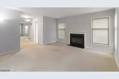 119 Hawthorne Ct, Rockaway Township, NJ 07866 - Photo 6