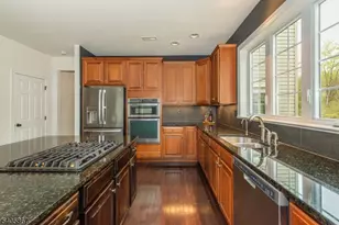 49 Sovereign Dr, Mount Olive, NJ 07836 - Photo 16