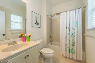 49 Sovereign Dr, Mount Olive, NJ 07836 - Photo 36