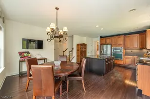 49 Sovereign Dr, Mount Olive, NJ 07836 - Photo 18