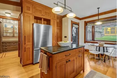 7 Prospect Ter, Montclair, NJ 07042 - Photo 12