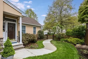 23 Wyckoff Way, Chester, NJ 07930 - Photo 4
