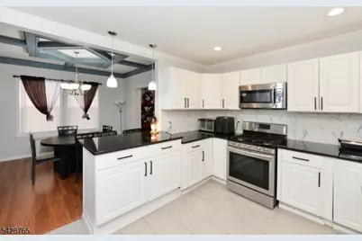 171 Ampere Pkwy, Bloomfield, NJ 07003 - Photo 16