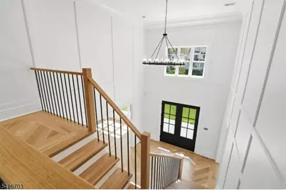 6 Benson Ct, Millburn, NJ 07078 - Photo 4