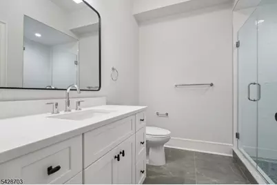 6 Benson Ct, Millburn, NJ 07078 - Photo 42