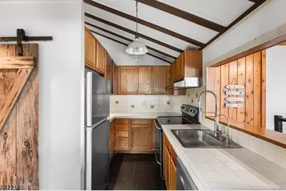 124 E Shore Trl, Sparta Township, NJ 07871 - Photo 22