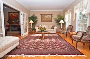 1124 Van Arsdale Dr, Branchburg Township, NJ 08853 - Photo 2
