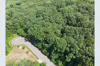 7 Settlers Ridge Ct, Washington Township, NJ 07853 - Photo 14