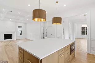 76 Hillside Ave, Livingston, NJ 07039 - Photo 8