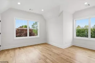 76 Hillside Ave, Livingston, NJ 07039 - Photo 20
