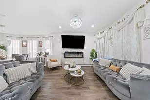 14 Dey St, Paterson, NJ 07503 - Photo 4