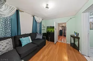 14 Dey St, Paterson, NJ 07503 - Photo 32