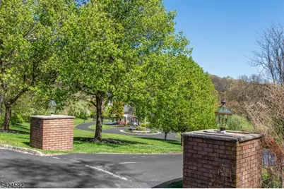 10 David Pl, Mount Olive, NJ 07836 - Photo 6