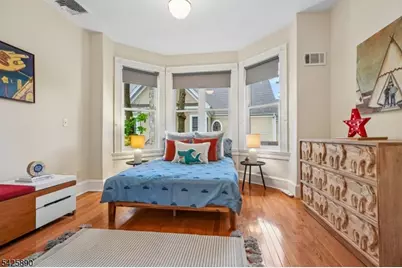 378 Park St, Montclair, NJ 07043 - Photo 32
