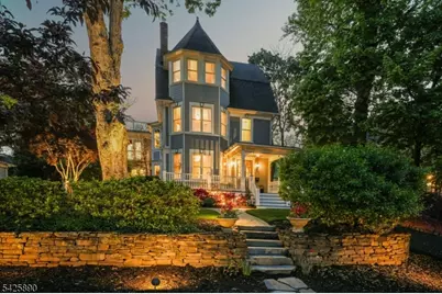 378 Park St, Montclair, NJ 07043 - Photo 48