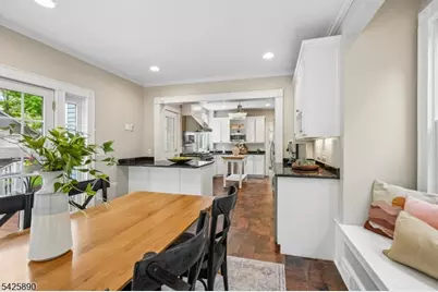 378 Park St, Montclair, NJ 07043 - Photo 18