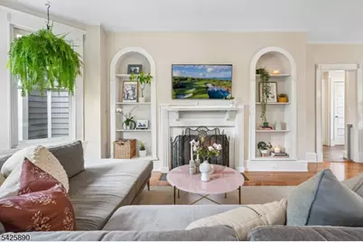 378 Park St, Montclair, NJ 07043 - Photo 10