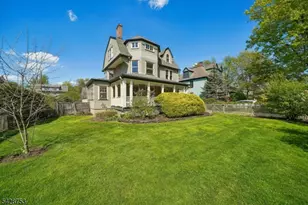 215 Inwood Ave, Montclair, NJ 07043 - Photo 50