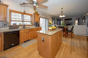 70 Holland Rd, Wantage, NJ 07461 - Photo 8