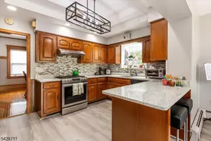 200 Washington Ave, Clifton, NJ 07011 - Photo 14